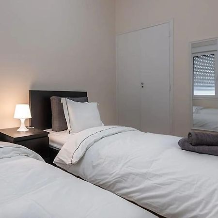 Kerameikos 2 Bedroom Apartment Atina Dış mekan fotoğraf