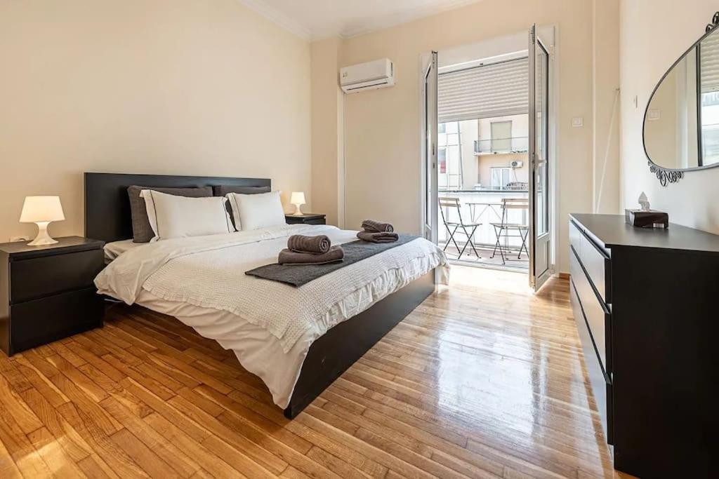 Kerameikos 2 Bedroom Apartment Atina Dış mekan fotoğraf